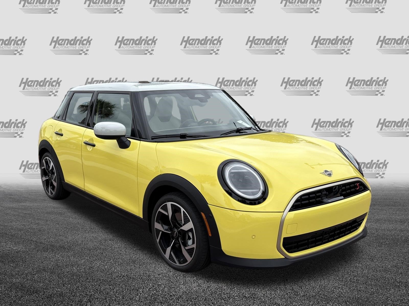 mini hardtop 4 door 2026 WMW53GD05T2X66778 image mini hardtop 4 door 2026 WMW53GD05T2X66778 image
